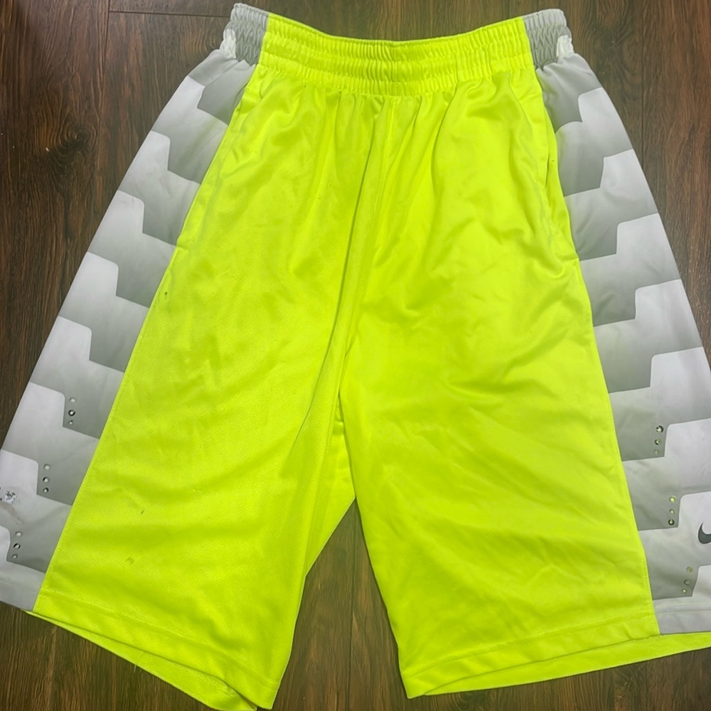 Lebron men neon short